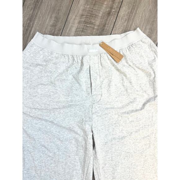 SKIMS Boyfriend Loose Pants in Grey Size XL Pull On Straight Leg Stretch Pockets - Picture 4 of 4